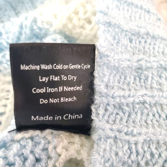 POL Loose Knit Pullover Hoodie Sweater - Picture 4 of 5